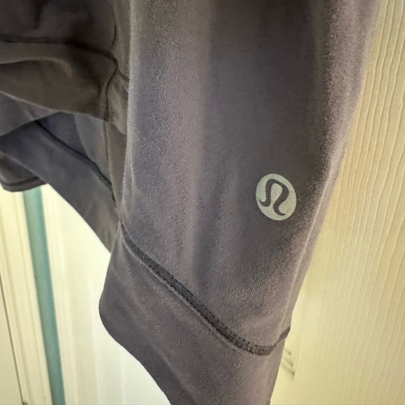 Lululemon Then Now To Long Sleeve *Rulu Soft Size 8 Moonwalk Gray - Picture 3 of 4